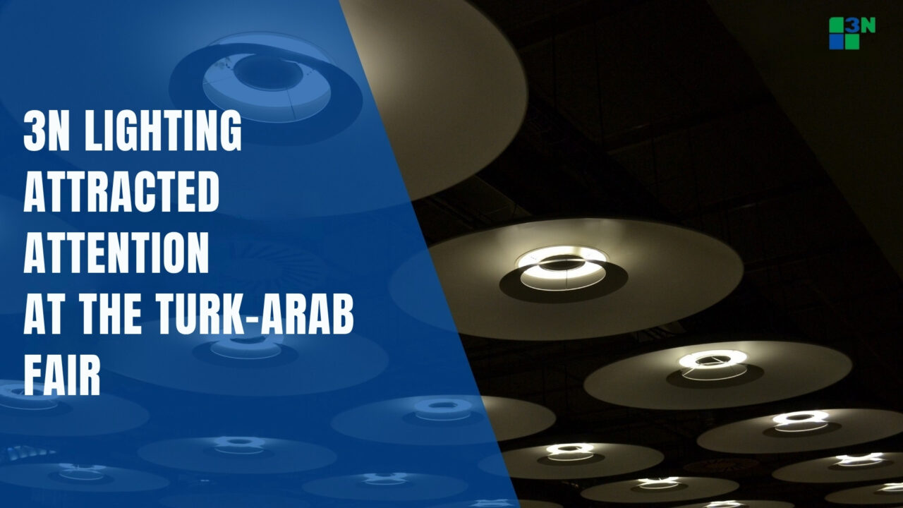 ATTRACTED ATTENTION AT THE TURK-ARAB FAIR 3N LIGHTING